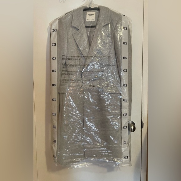 Abercrombie & Fitch Dad/ PeaCoat - XXSP- NWOT - Picture 4 of 4